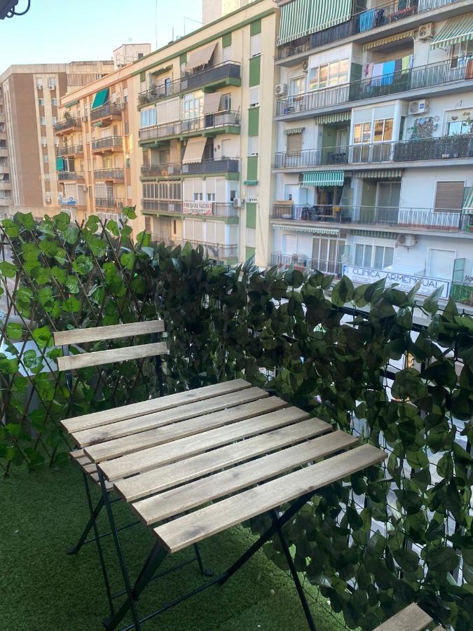 Apartamento De Habitaciones Privadas En El Centro De Málaga Exteriör bild