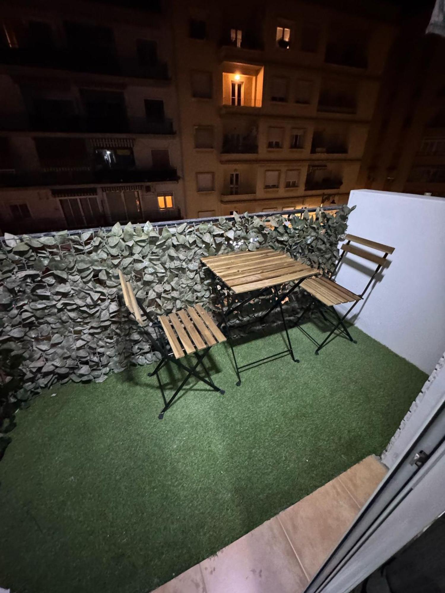 Apartamento De Habitaciones Privadas En El Centro De Málaga Exteriör bild